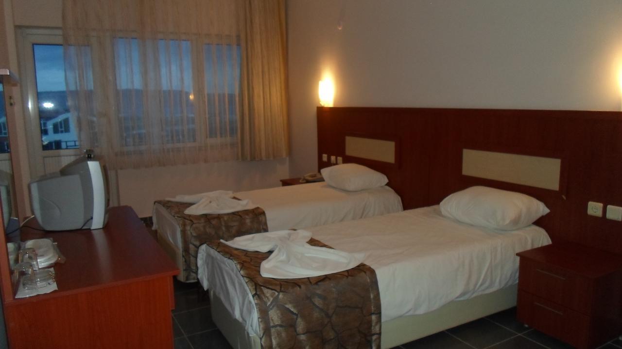 Canakkale Uygulama Oteli̇ Екстериор снимка